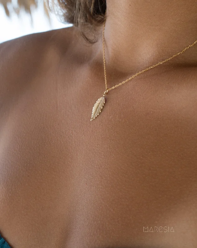 Leaf Necklace ~ Gold Filled ~ MN026